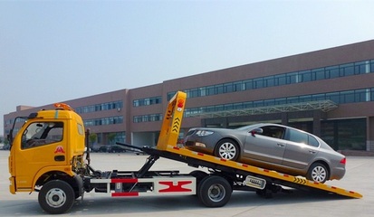 暢行無(wú)憂(yōu)，安心護(hù)航——泰州專(zhuān)業(yè)汽車(chē)拖車(chē)與托運(yùn)服務(wù)全解讀